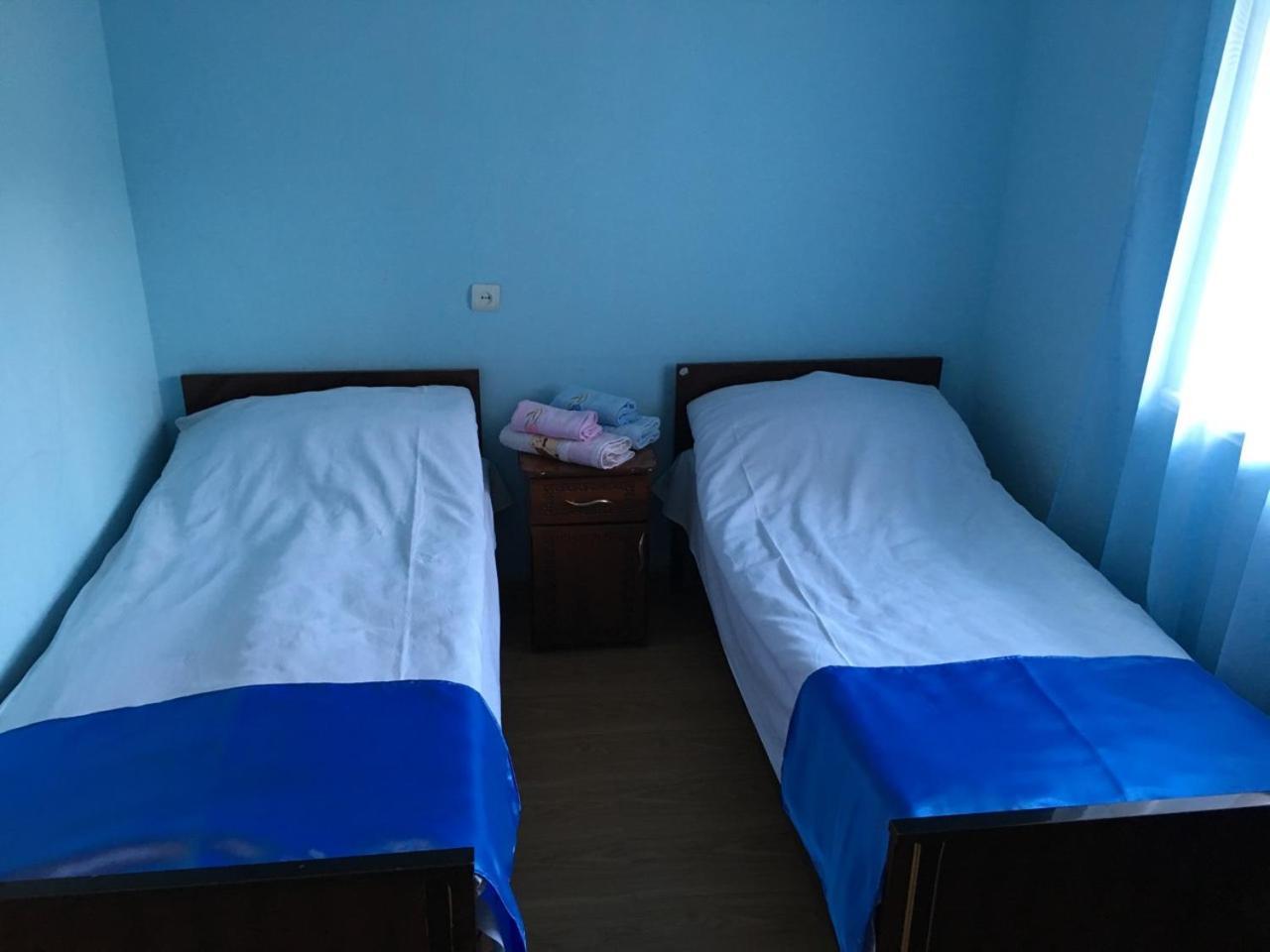 Dilbo House Hotel Дилиян Екстериор снимка